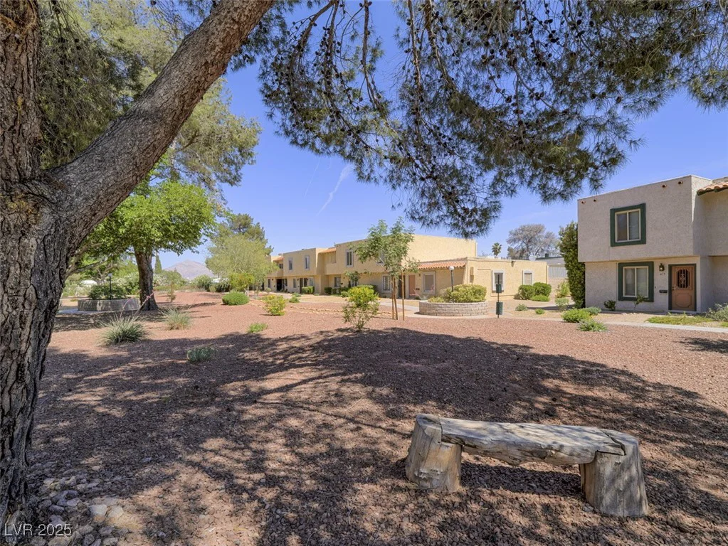 438 Las Casitas, Las Vegas, NV 89121