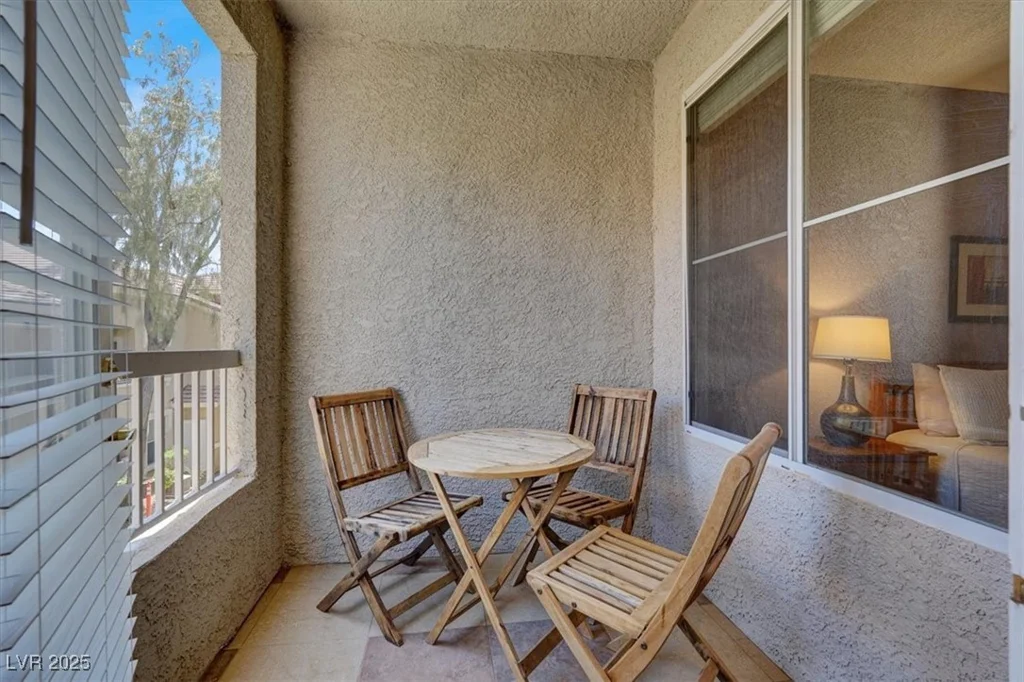 10001 Peace, Las Vegas, NV 89147