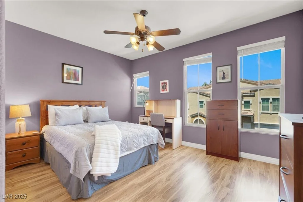 10001 Peace, Las Vegas, NV 89147