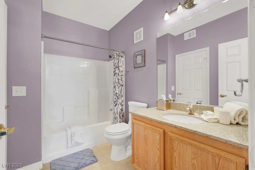 10001 Peace, Las Vegas, NV 89147