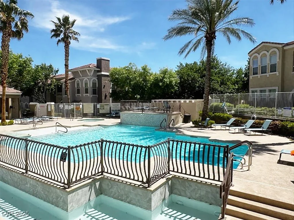 10001 Peace, Las Vegas, NV 89147