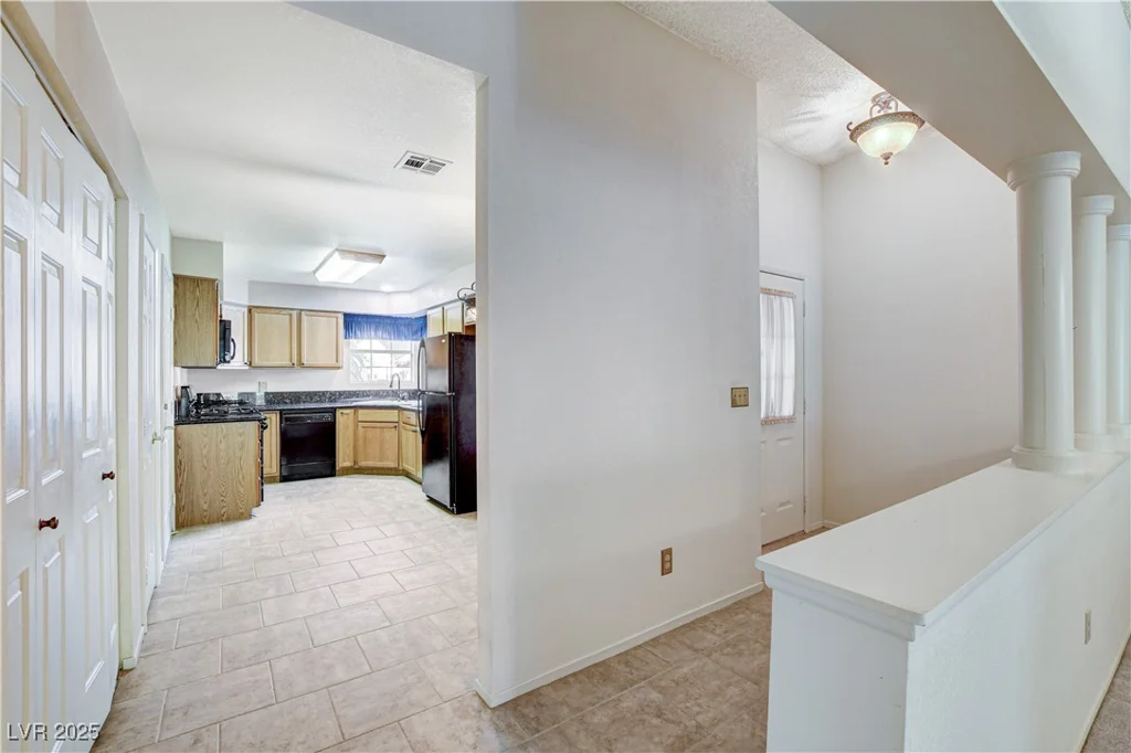 5541 Port Barrington, Las Vegas, NV 89130