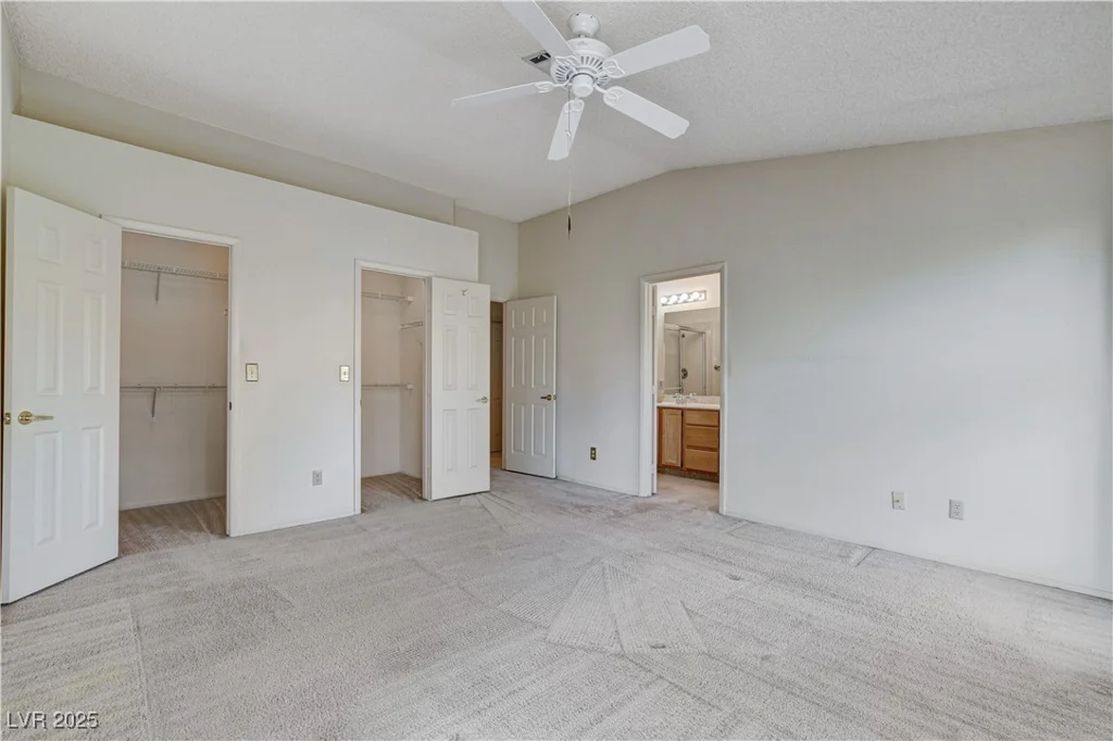 5541 Port Barrington, Las Vegas, NV 89130