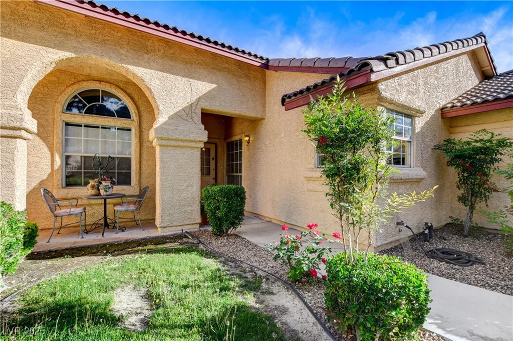 5541 Port Barrington, Las Vegas, NV 89130