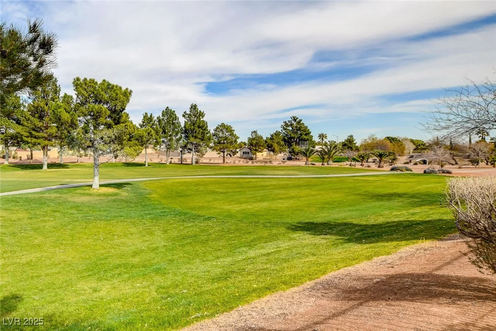 5541 Port Barrington, Las Vegas, NV 89130
