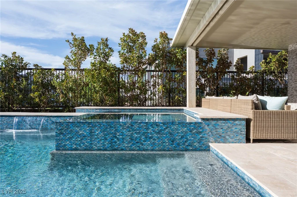 10756 STEEL RIDGE, Las Vegas, NV 89135
