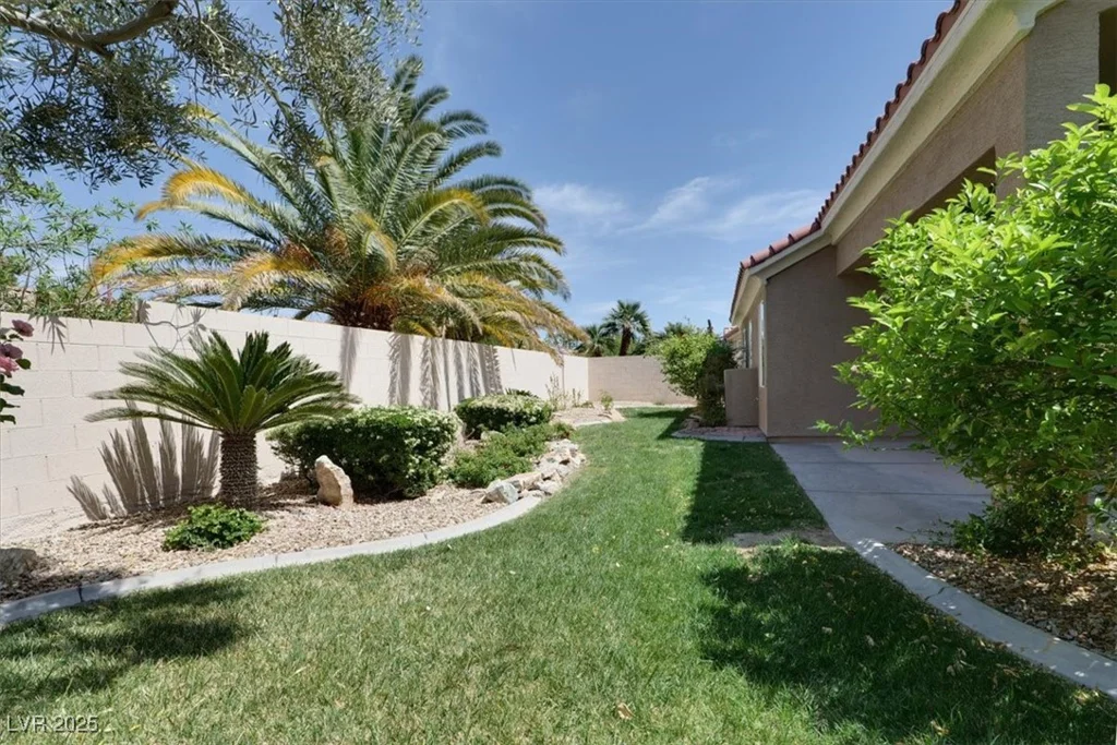 2251 Summerwind, Henderson, NV 89052