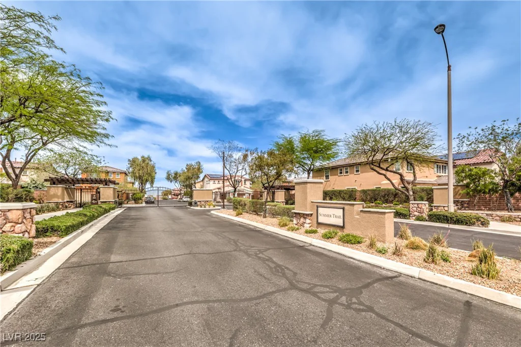 7898 Red Rock Ridge, Las Vegas, NV 89179