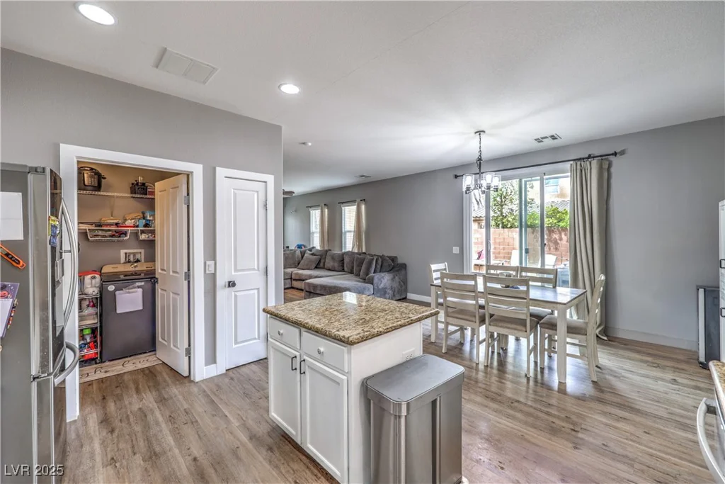 7898 Red Rock Ridge, Las Vegas, NV 89179