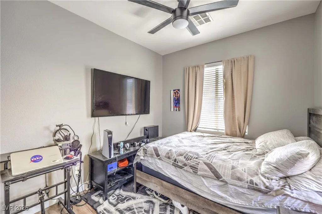 7898 Red Rock Ridge, Las Vegas, NV 89179
