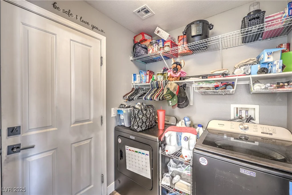 7898 Red Rock Ridge, Las Vegas, NV 89179