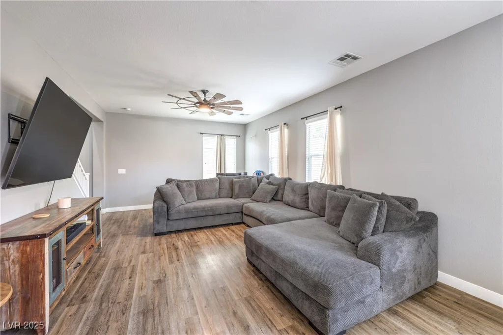 7898 Red Rock Ridge, Las Vegas, NV 89179