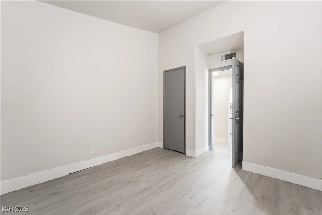 1720 Hassett, Las Vegas, NV 89104