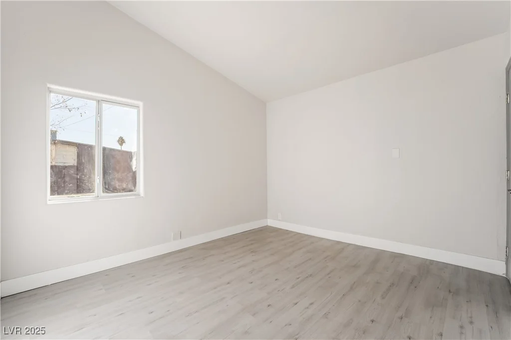 1720 Hassett, Las Vegas, NV 89104