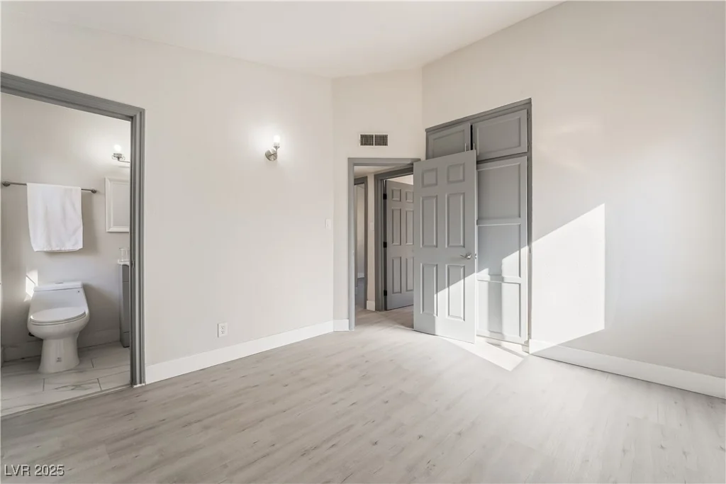 1720 Hassett, Las Vegas, NV 89104