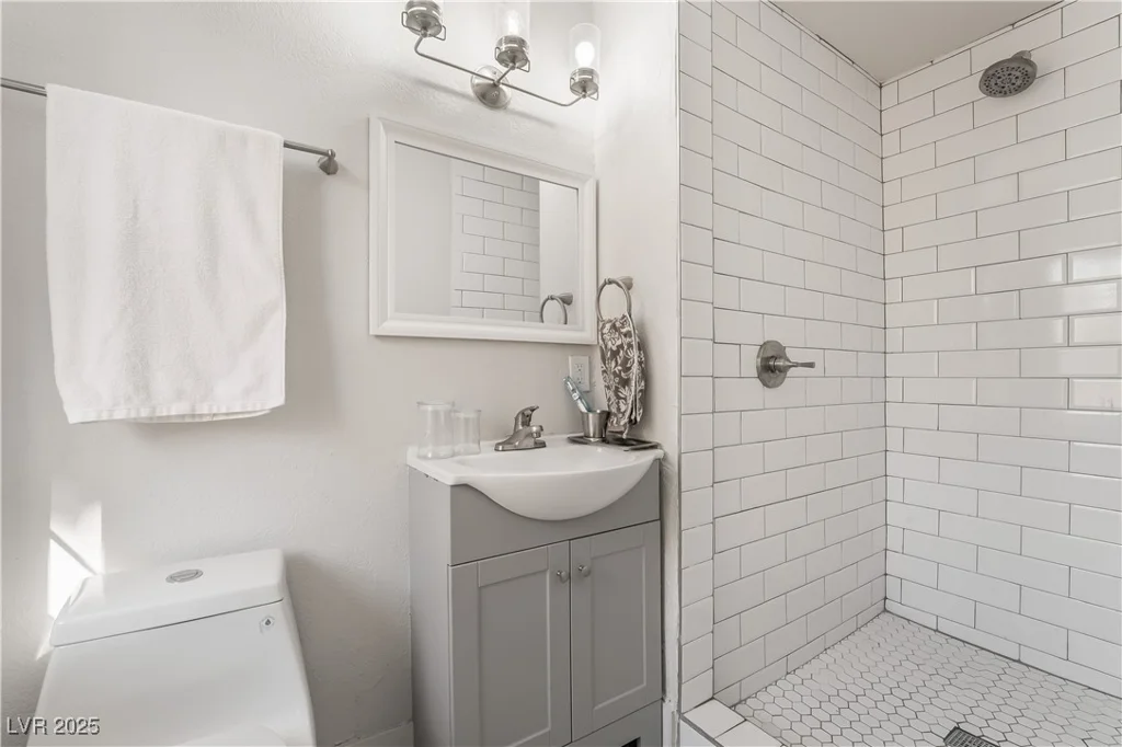 1720 Hassett, Las Vegas, NV 89104