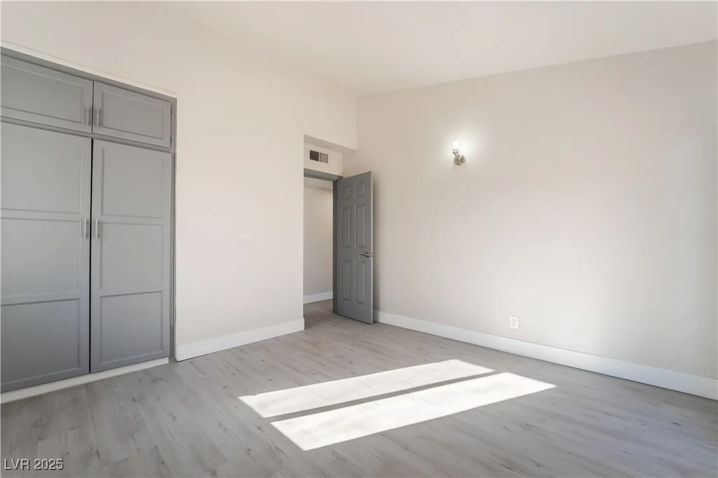 1720 Hassett, Las Vegas, NV 89104