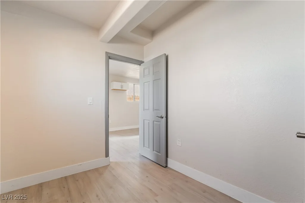 1720 Hassett, Las Vegas, NV 89104