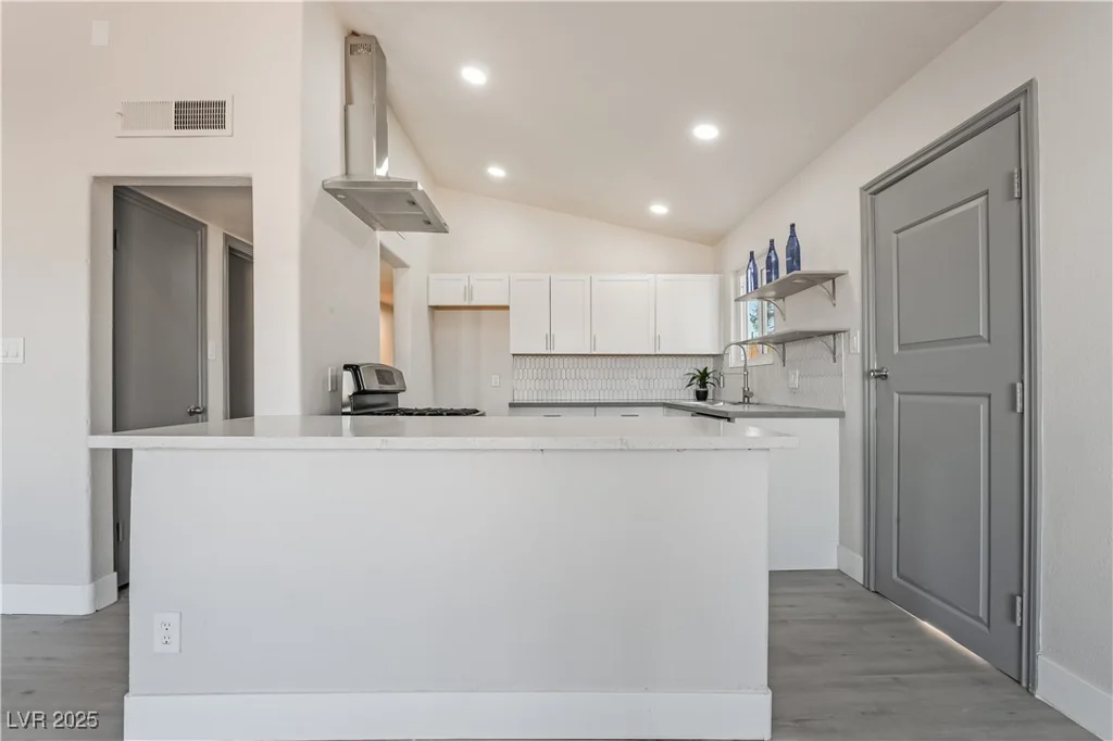 1720 Hassett, Las Vegas, NV 89104
