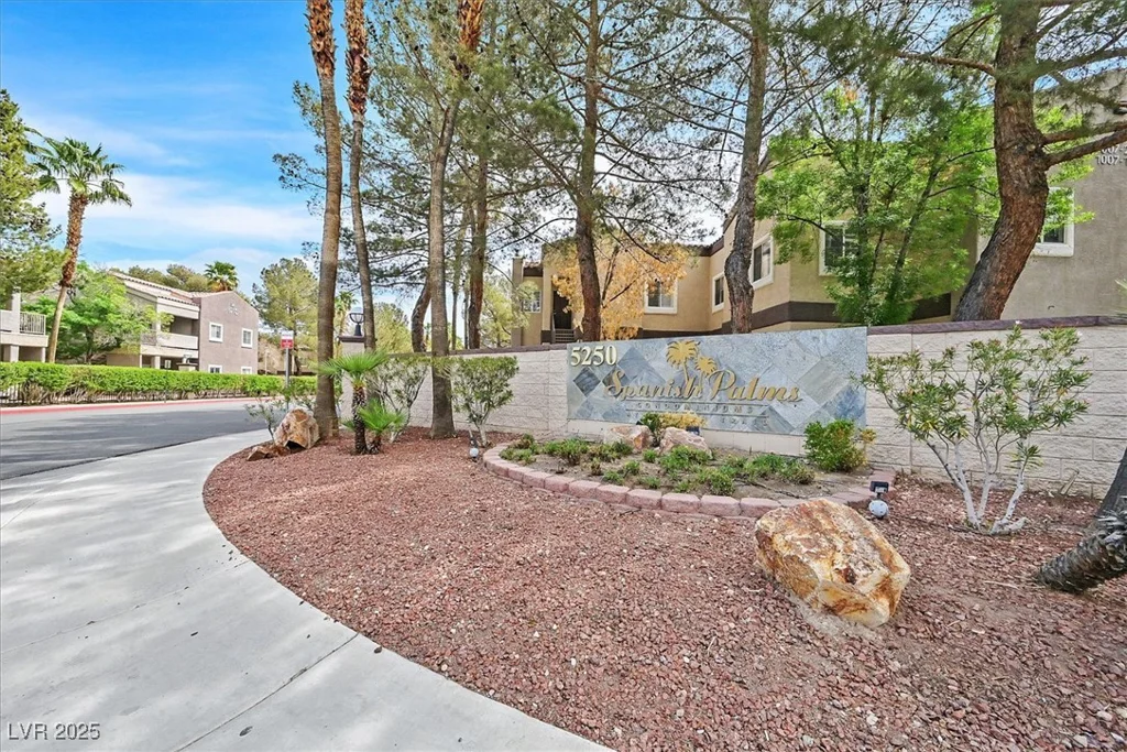 5250 Rainbow, Las Vegas, NV 89118