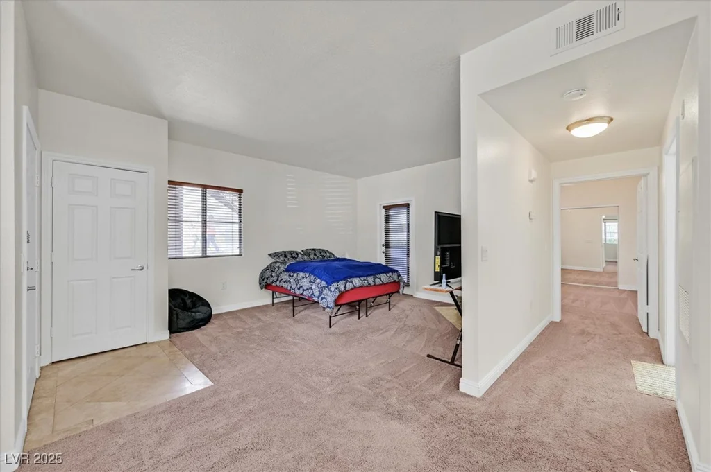 5250 Rainbow, Las Vegas, NV 89118
