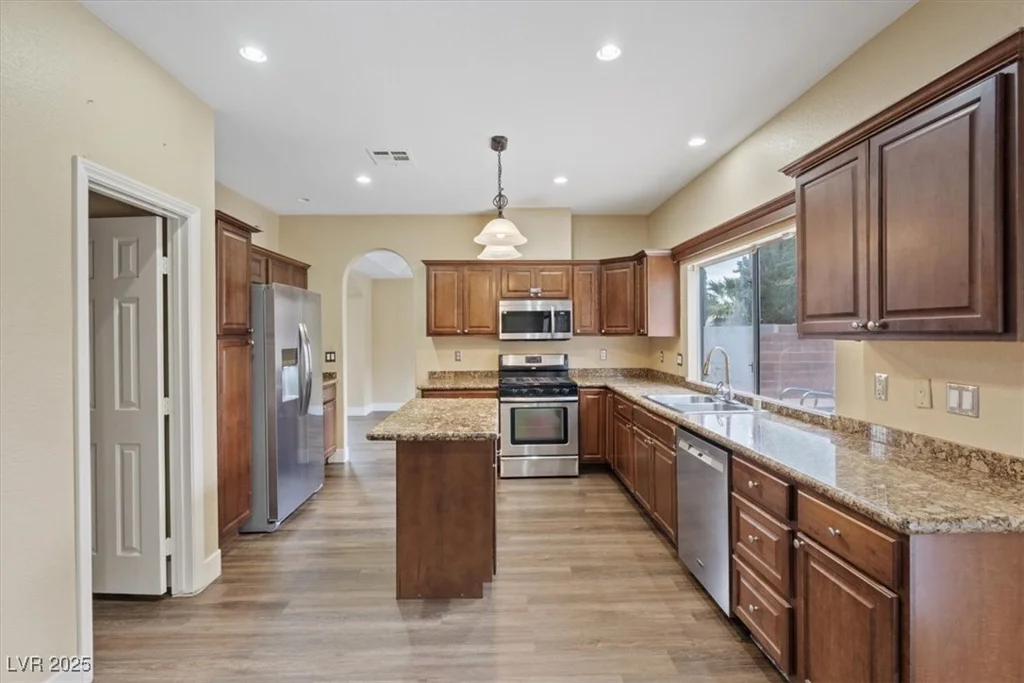 7808 Brook Valley, Las Vegas, NV 89123