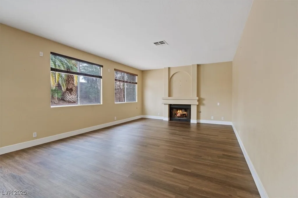 7808 Brook Valley, Las Vegas, NV 89123