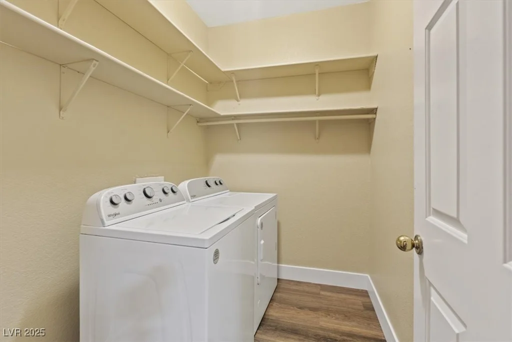 7808 Brook Valley, Las Vegas, NV 89123