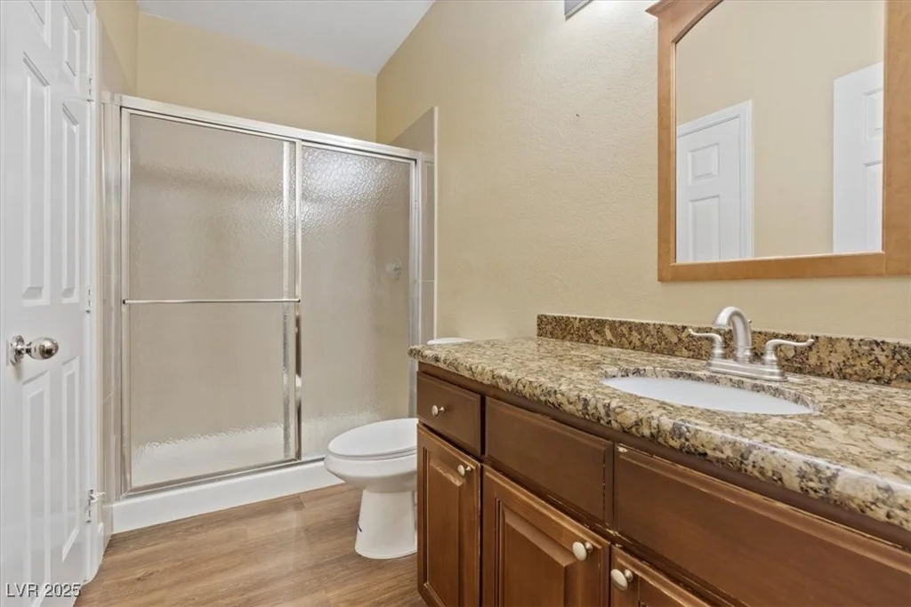 7808 Brook Valley, Las Vegas, NV 89123