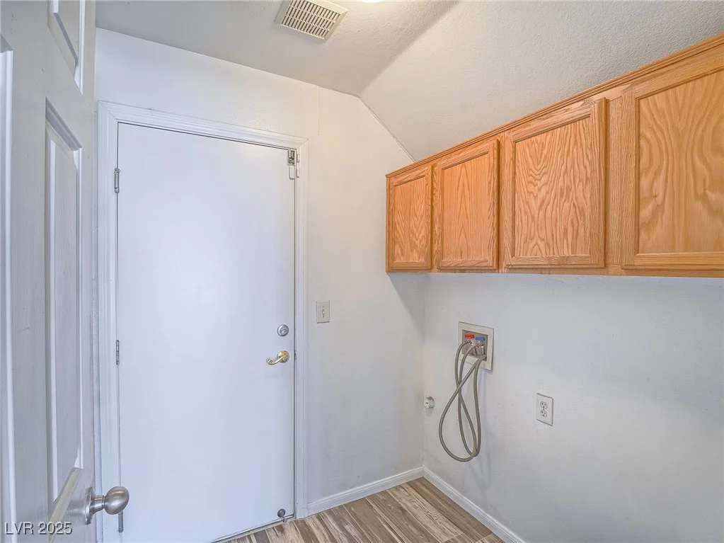 5929 Sleepy Fawn, Las Vegas, NV 89142