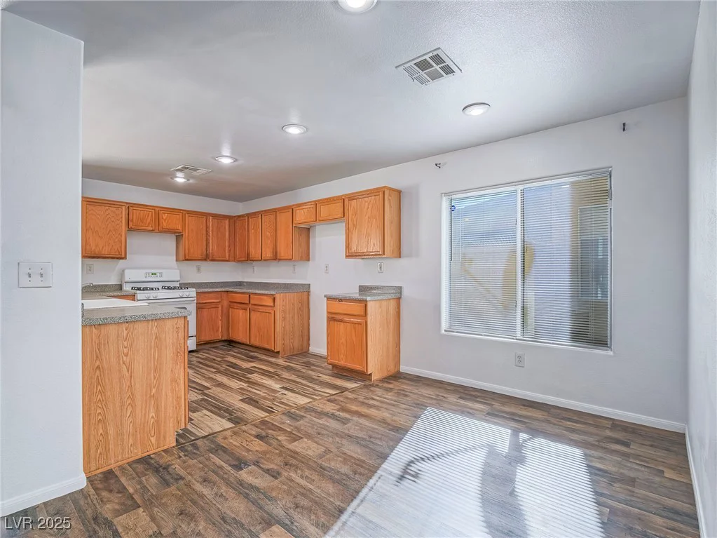 5929 Sleepy Fawn, Las Vegas, NV 89142