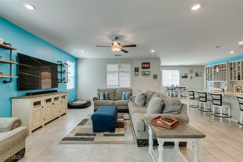 7821 Mazarine, North Las Vegas, NV 89084