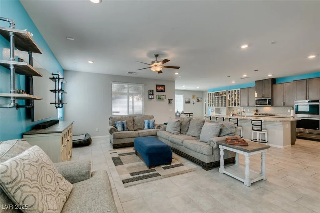 7821 Mazarine, North Las Vegas, NV 89084