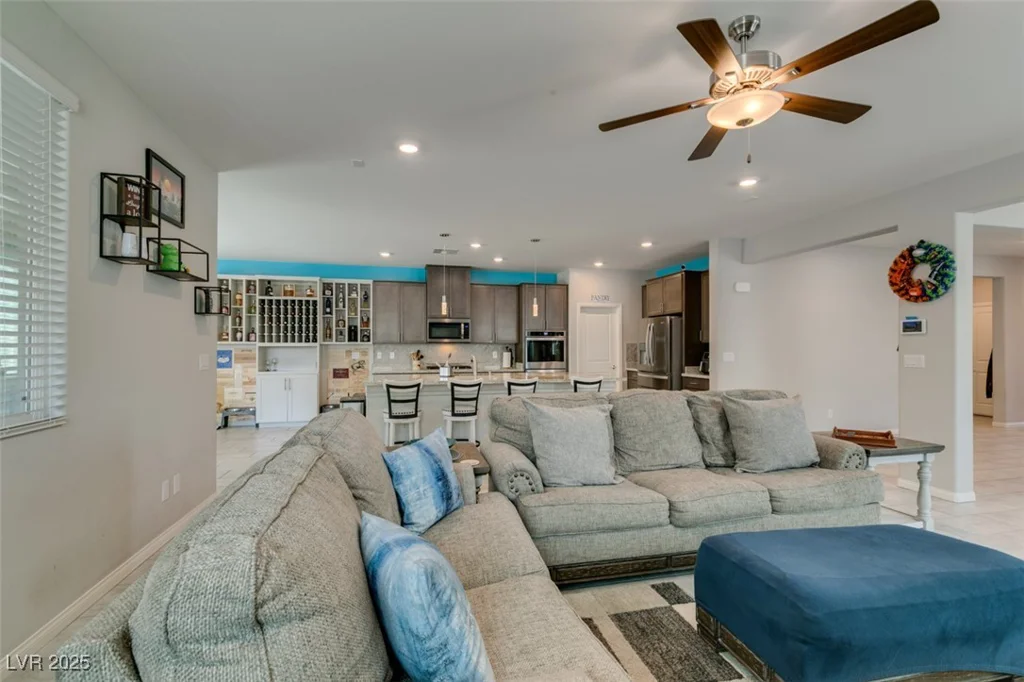 7821 Mazarine, North Las Vegas, NV 89084