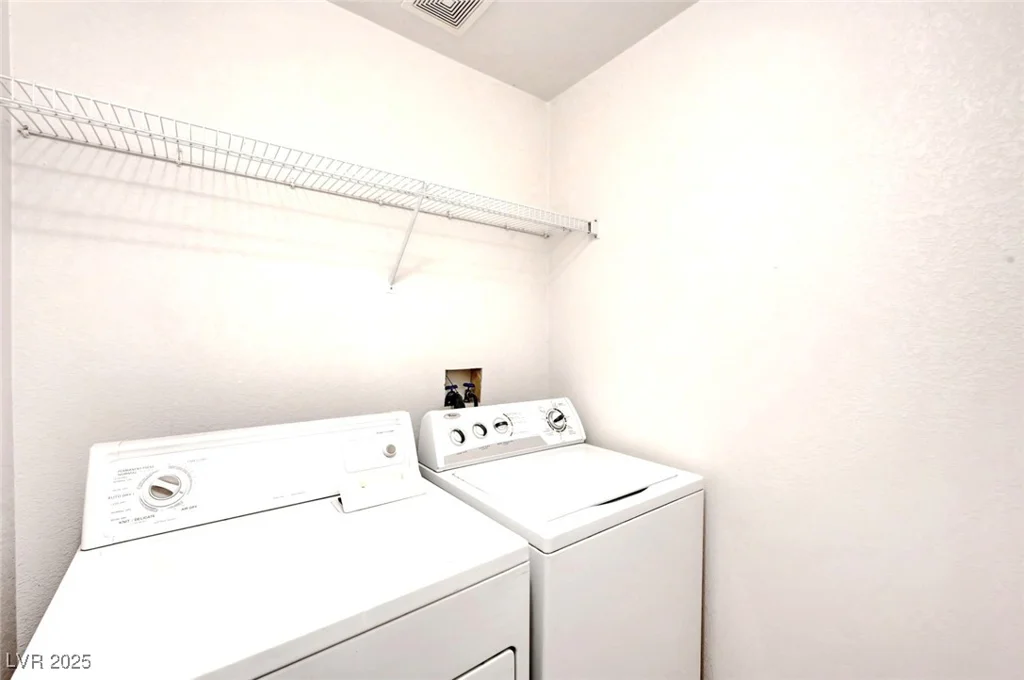 8120 Backpacker, Las Vegas, NV 89131