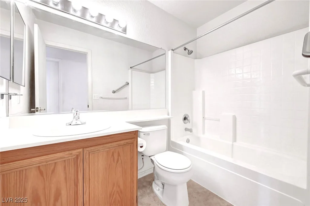 8120 Backpacker, Las Vegas, NV 89131