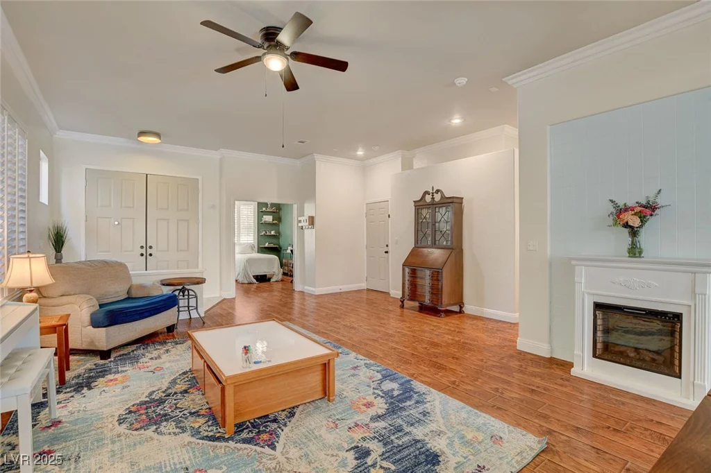 708 Canterbury Cross, Las Vegas, NV 89144