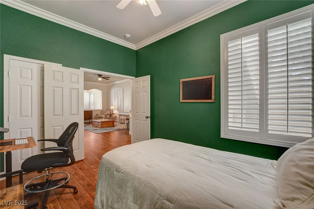708 Canterbury Cross, Las Vegas, NV 89144