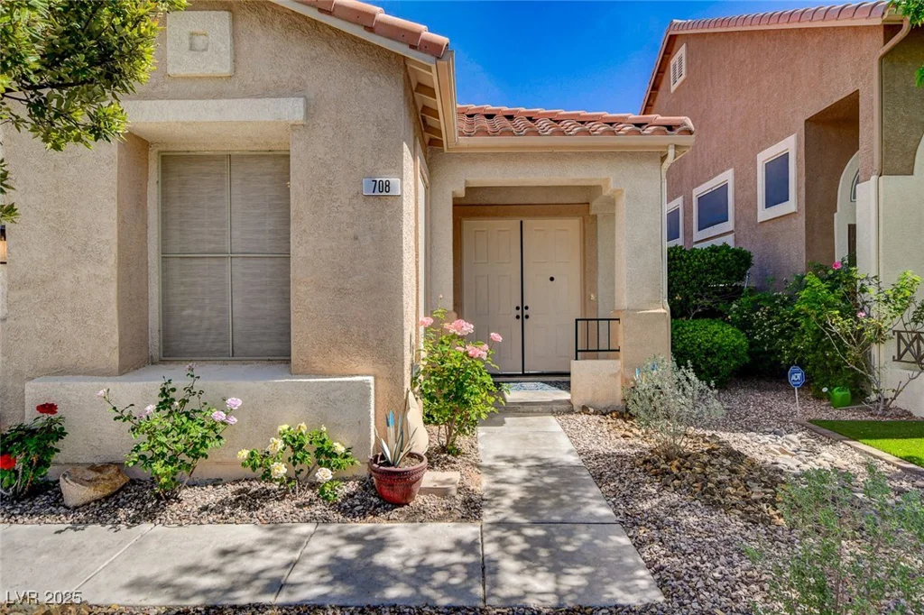 708 Canterbury Cross, Las Vegas, NV 89144