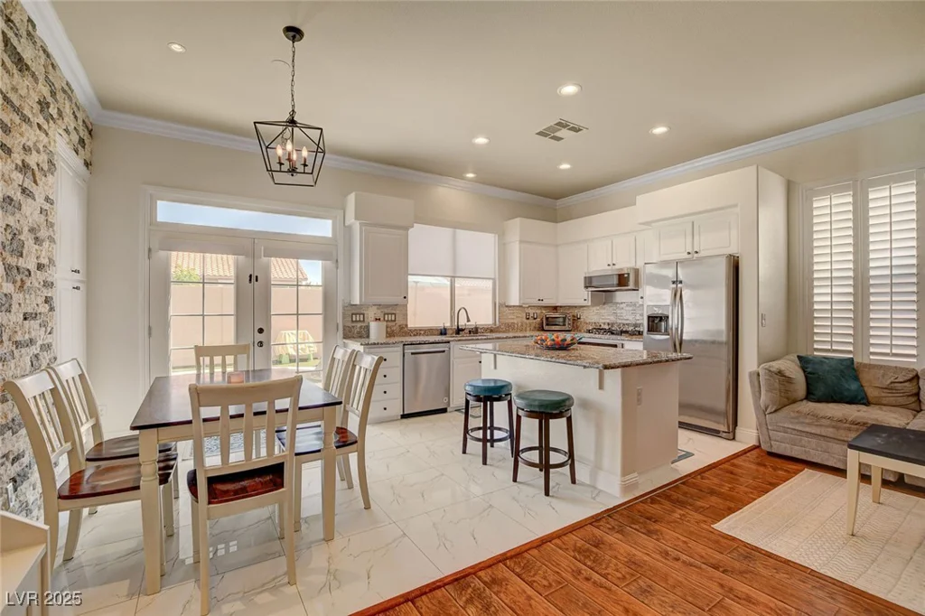 708 Canterbury Cross, Las Vegas, NV 89144