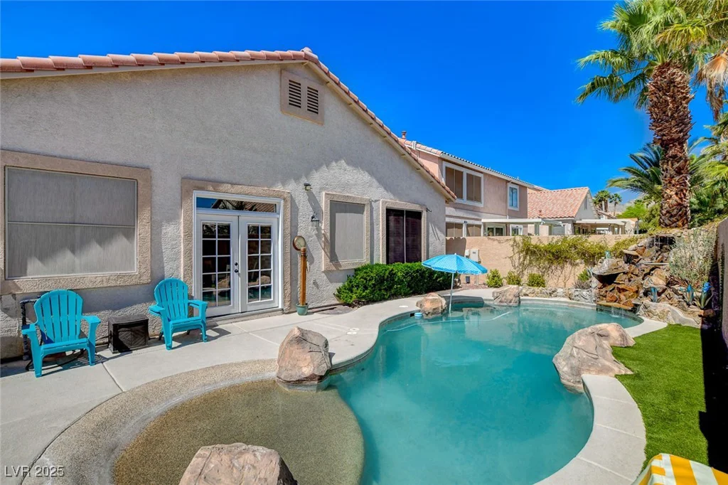 708 Canterbury Cross, Las Vegas, NV 89144