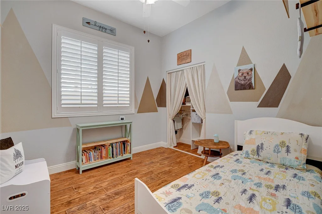 708 Canterbury Cross, Las Vegas, NV 89144