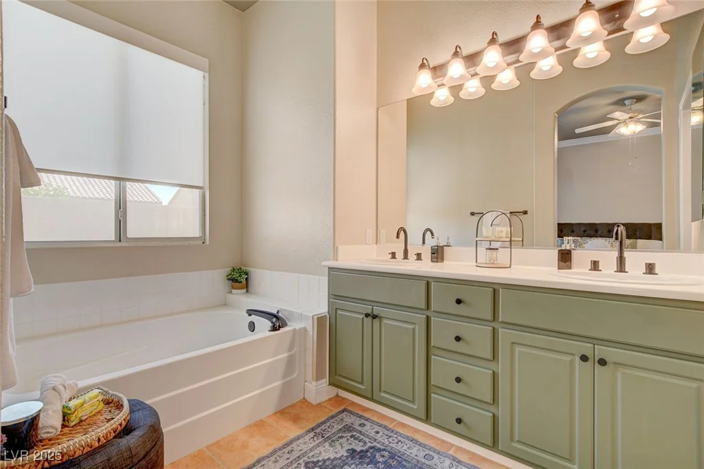 708 Canterbury Cross, Las Vegas, NV 89144