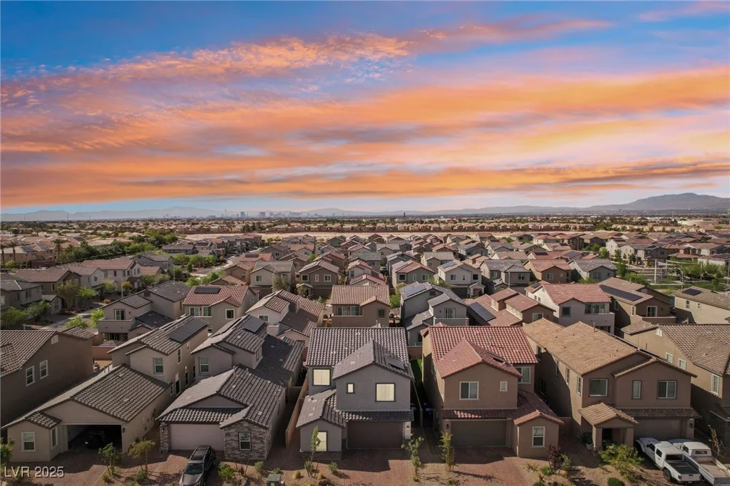 4347 Outlook Vista, North Las Vegas, NV 89084