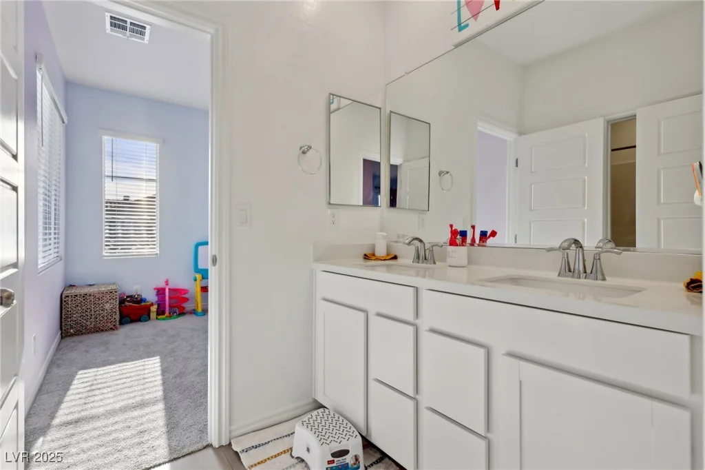 4347 Outlook Vista, North Las Vegas, NV 89084