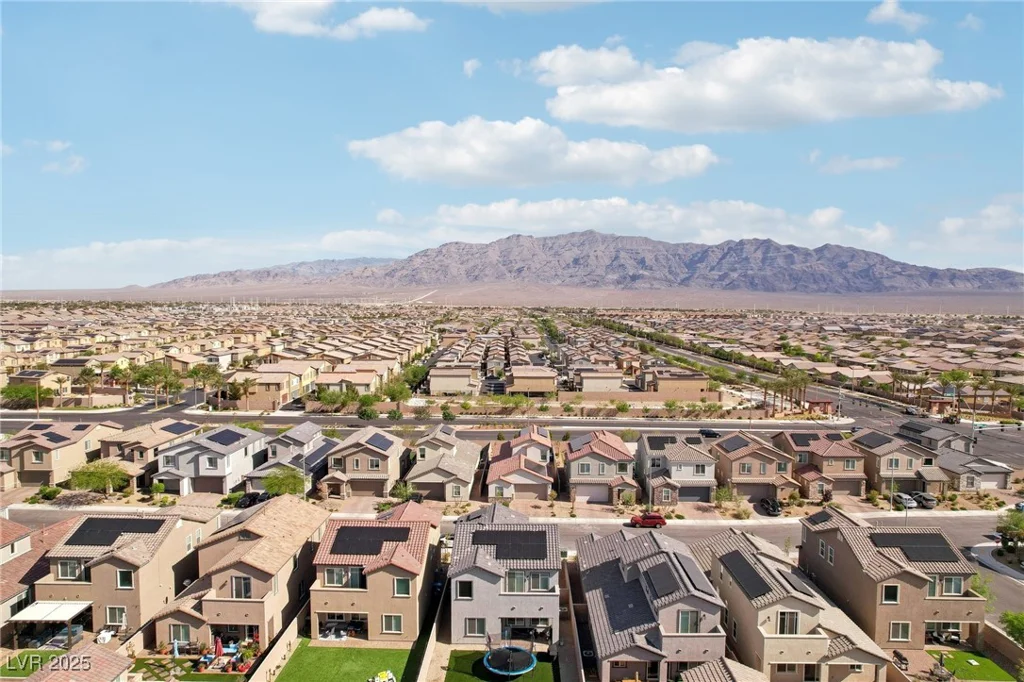 4347 Outlook Vista, North Las Vegas, NV 89084