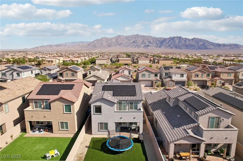 4347 Outlook Vista, North Las Vegas, NV 89084