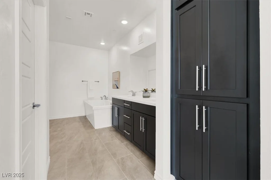 2555 Hampton, Henderson, NV 89052