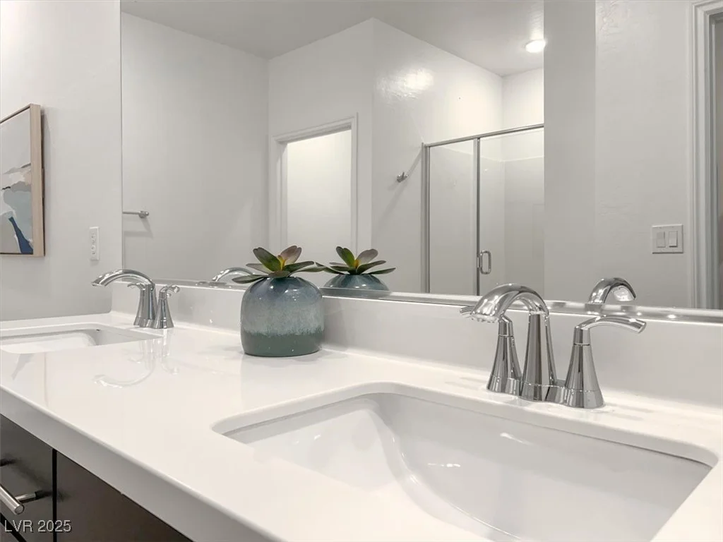 2555 Hampton, Henderson, NV 89052