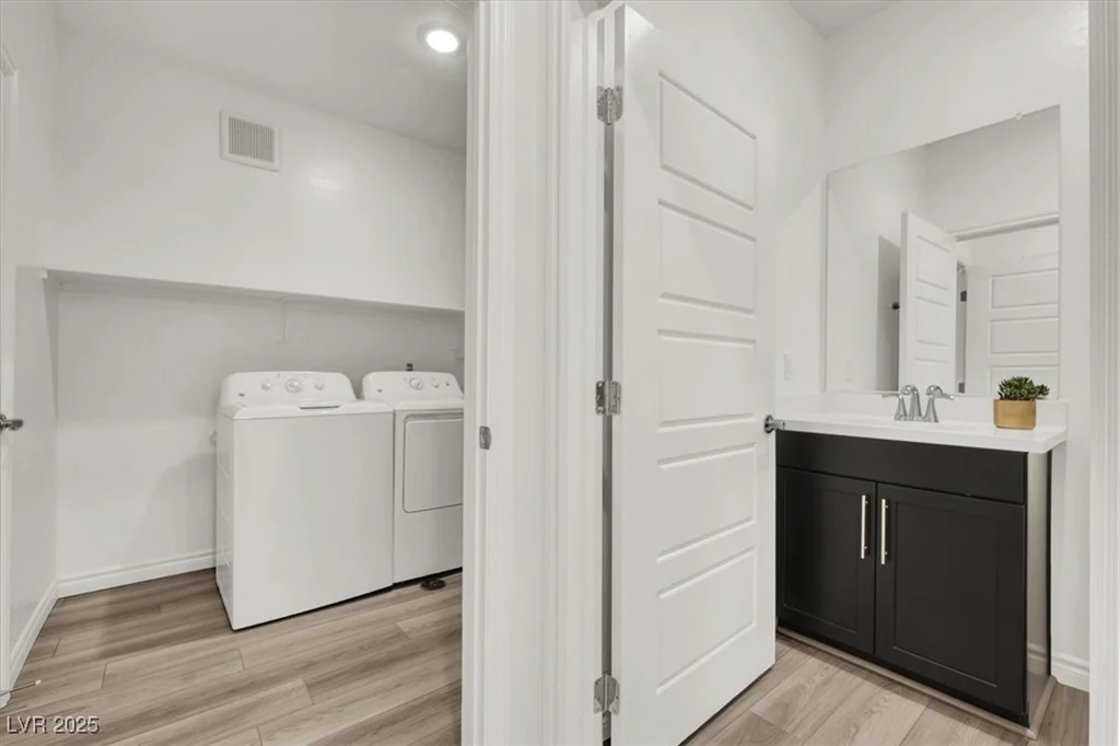 2555 Hampton, Henderson, NV 89052